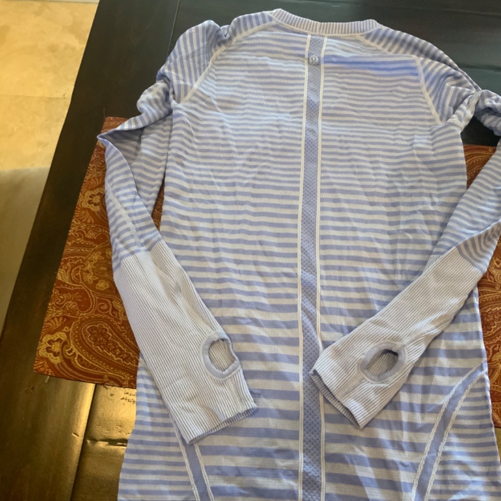 Lululemon Swiftly Tech Ls Crew Stripe ,Size 6,Col… - image 6